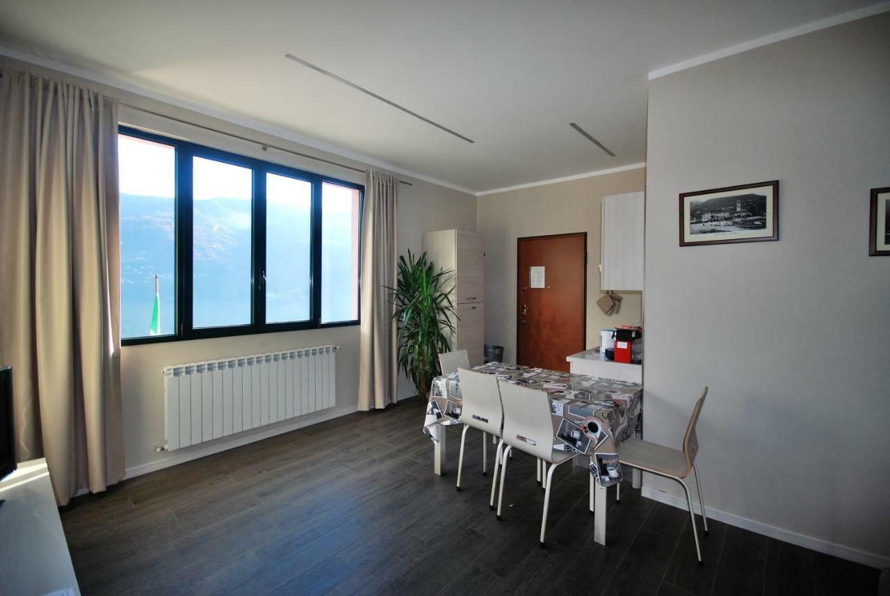 Apartament Residenza Andrea Olga Laglio Zewnętrze zdjęcie